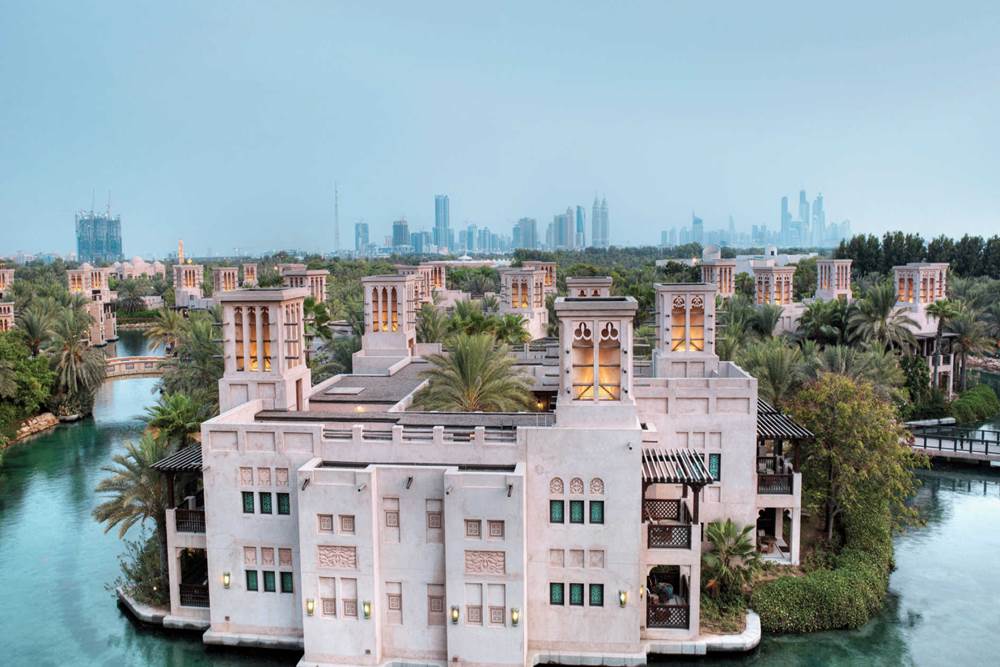 JUMEIRAH - AL QASR MADİNAT 5*  Dubay...