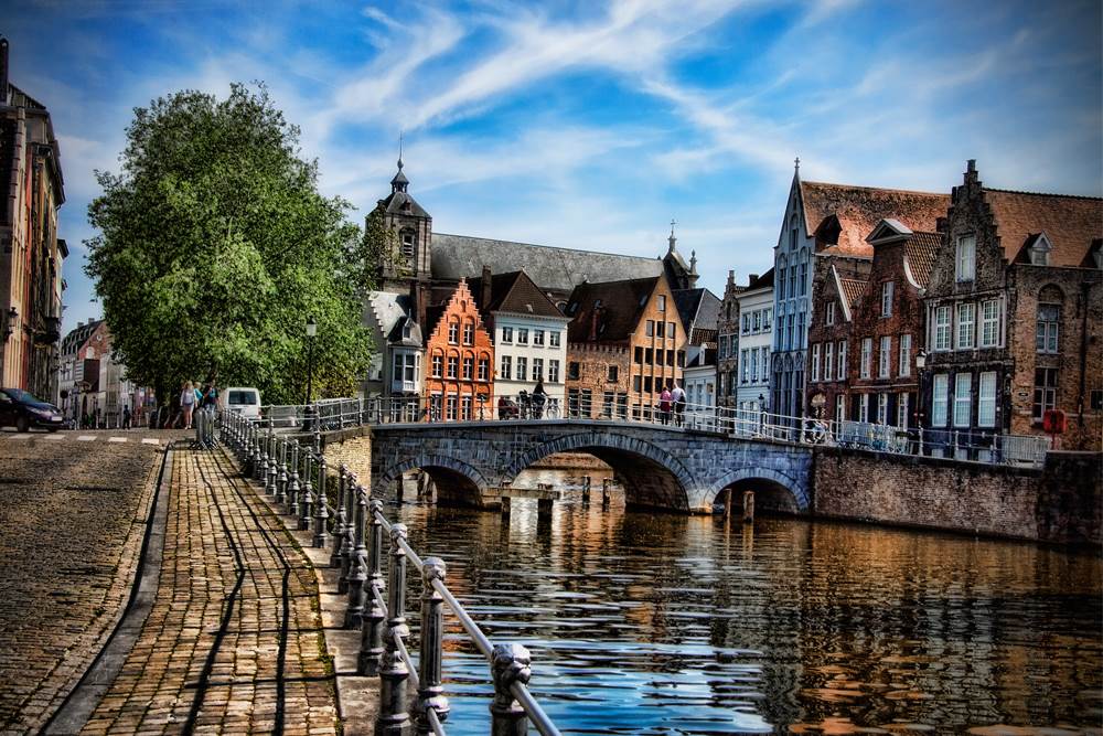 Beniluks və Paris:Brussel, Amsterdam, Luksenburg , Paris turu 7 gecə 8 gün 