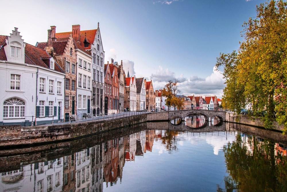 Beniluks və Paris:Brussel, Amsterdam, Luksenburg , Paris turu 7 gecə 8 gün 