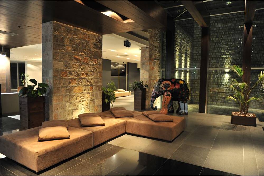 Unudulmaz təbiət: Monteneqroda Hotel Avala Resort & Villas Budva   
