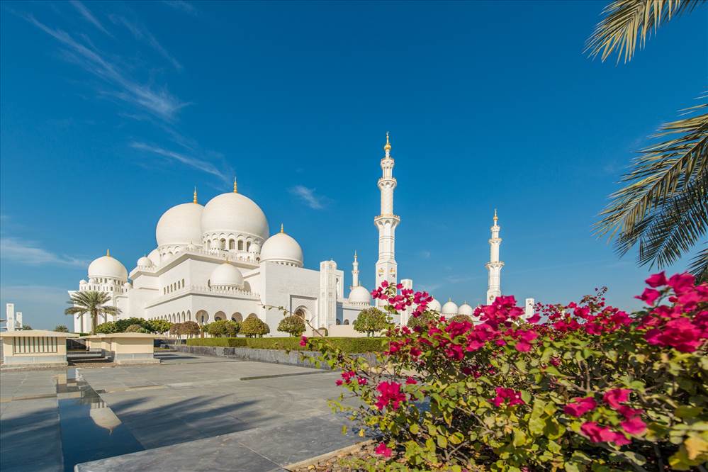  Dubay Abu Dabi istirahəti 4 gecə 5 gün...