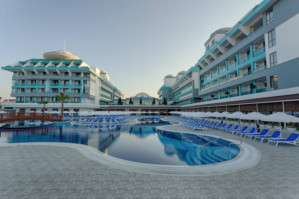 Aralıq dənizinin qərb sahillərində Sensitive Premium Resort 5* Antalya... 7 gecə 8 gün 